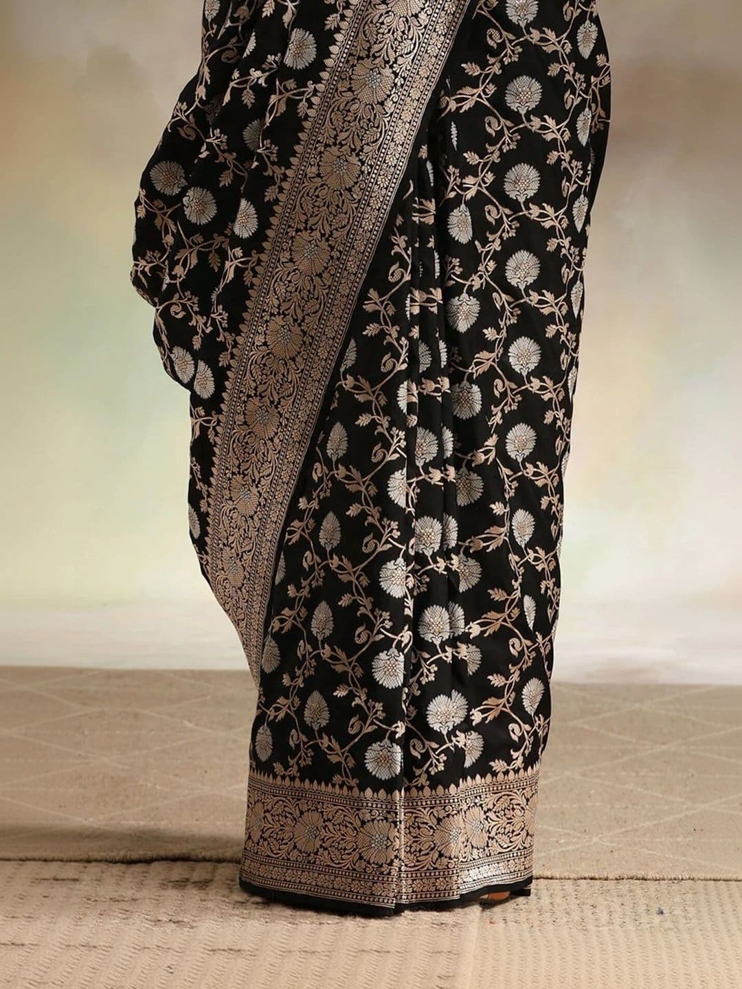VS MALL Ethnic Motifs Zari Banarasi Saree thumbnail 4