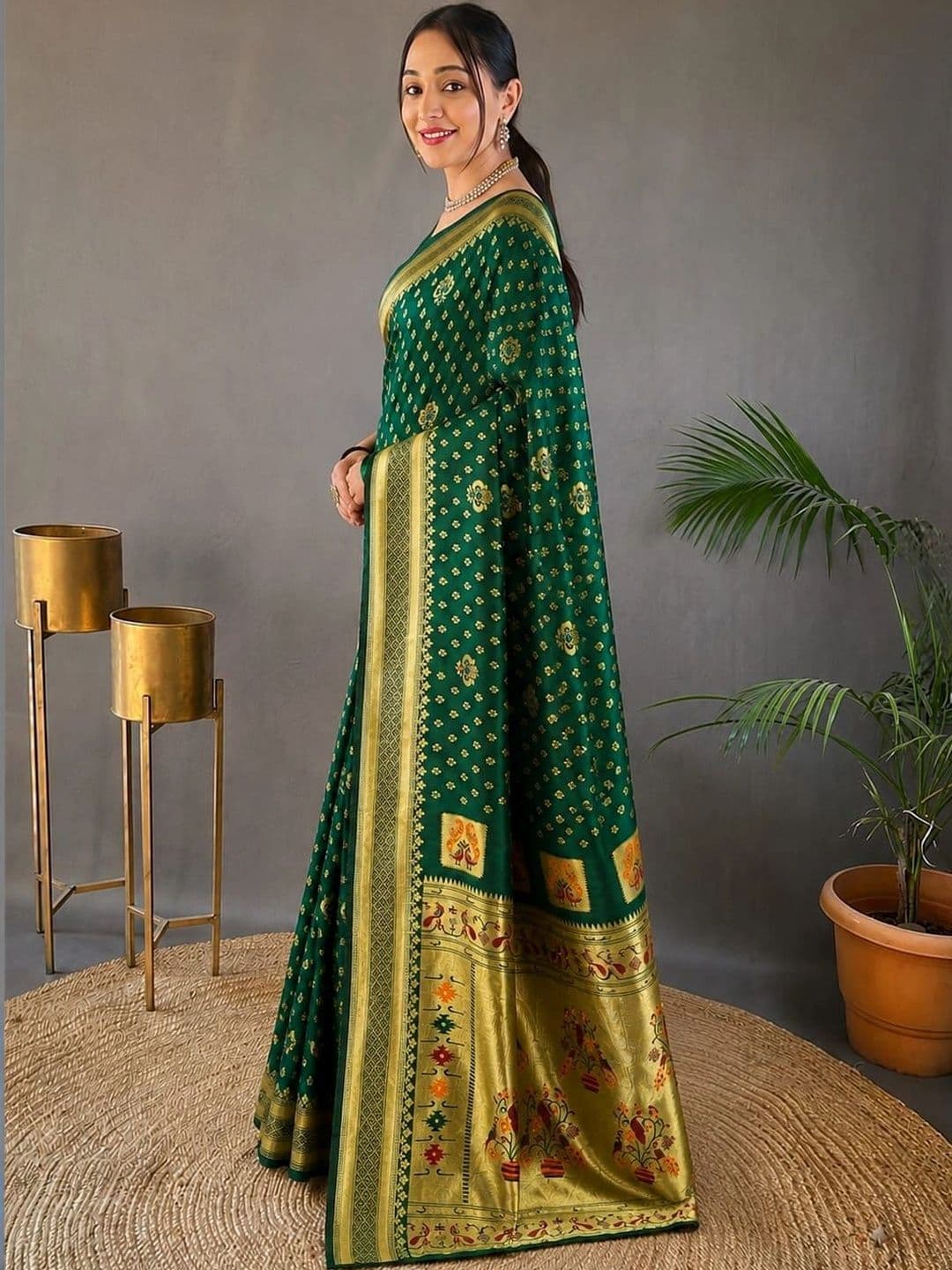 Moda Rapido Woven Design Zari Art Silk Designer Banarasi Saree thumbnail 3