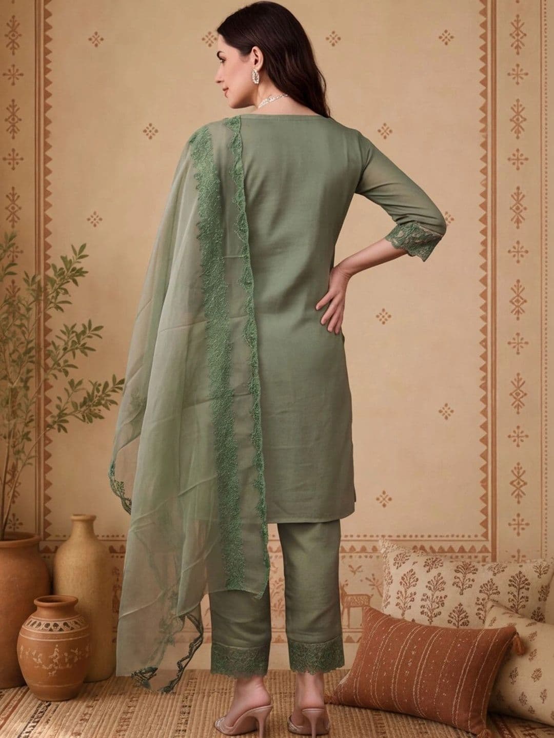 Anouk Women Regular Thread Work Kurta with Trousers & With Dupatta thumbnail 6