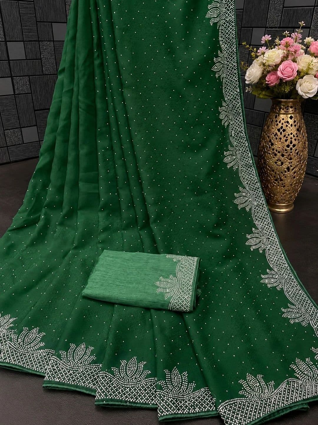RENBRIZA Embellished Poly Georgette Saree - view 1