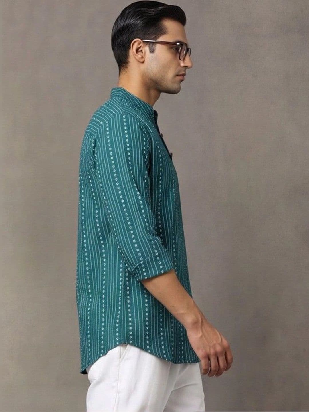 Navibhu Woven Design Striped Cotton Handloom Mandarin Collar Short Kurta thumbnail 2