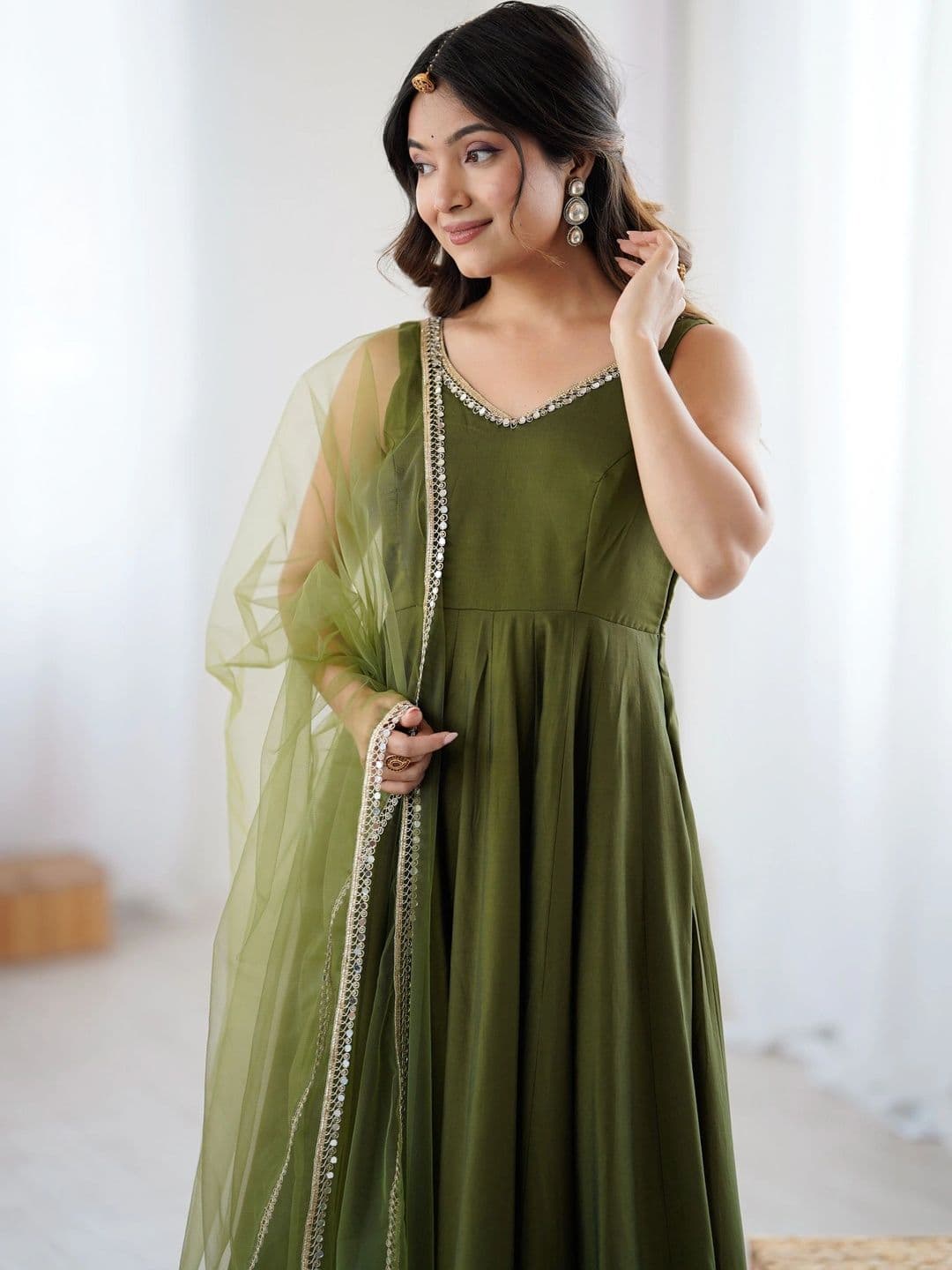 NORAFLEX Women Empire Chanderi Silk Kurta with Trousers & With Dupatta thumbnail 3