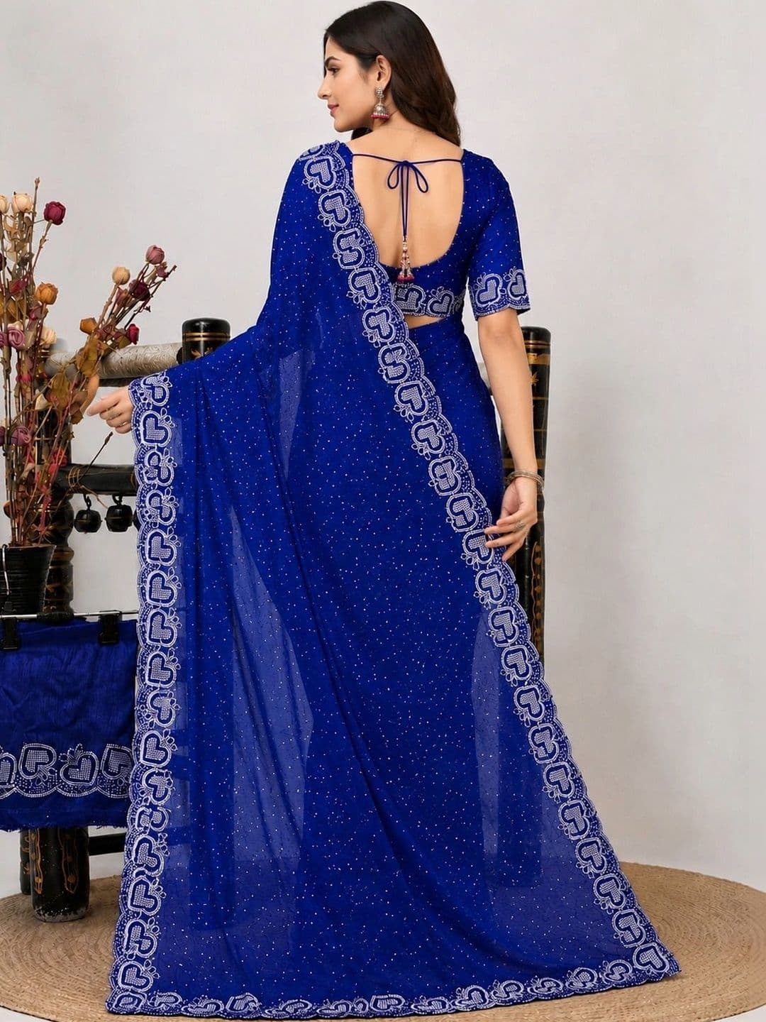RENBRIZA Embellished Poly Georgette Saree thumbnail 2