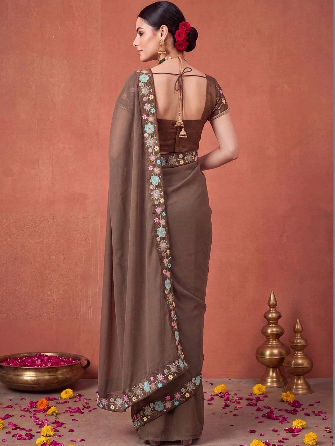 Anouk Floral Embroidered Poly Georgette Designer Saree thumbnail 4
