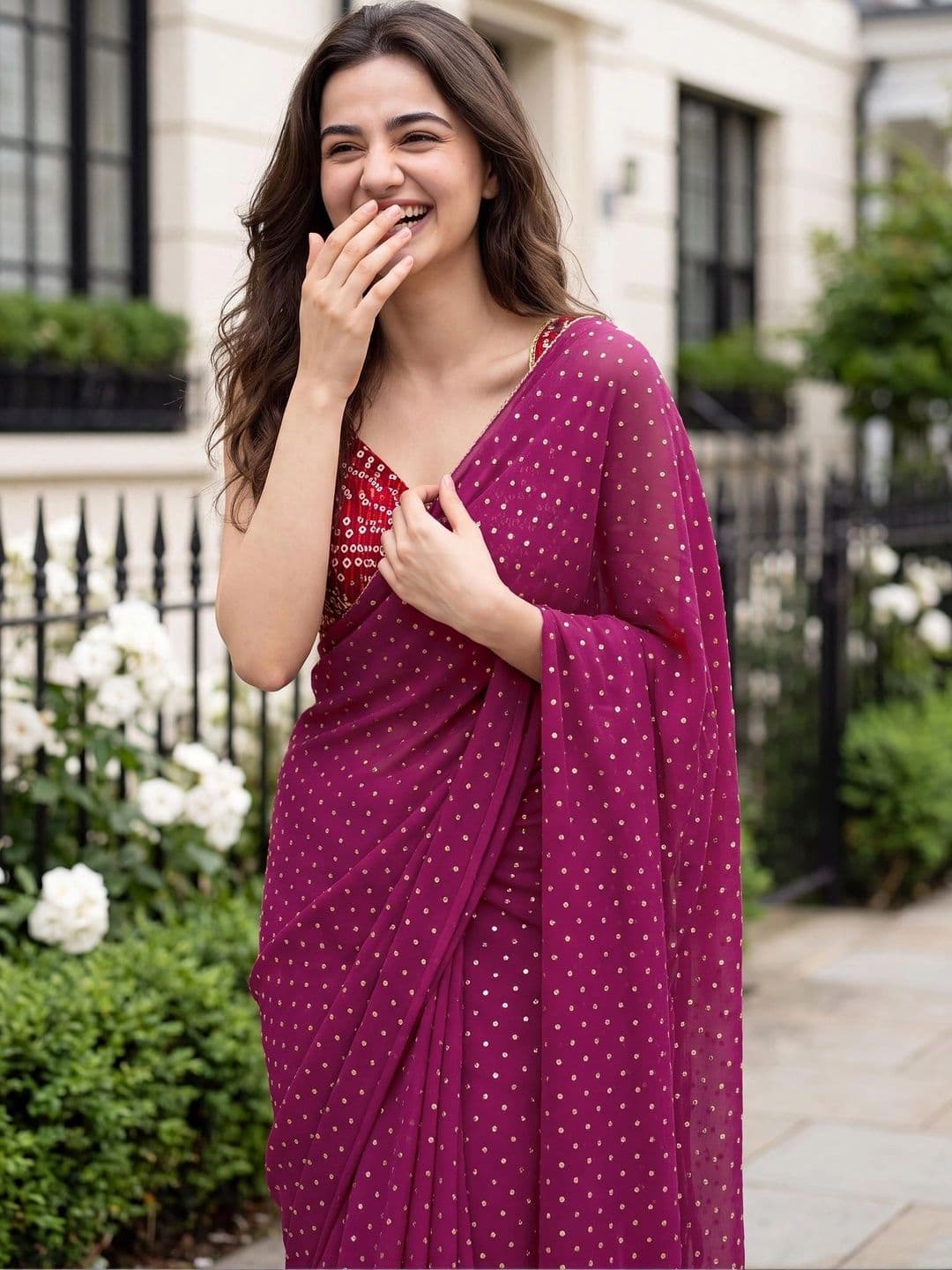 Looootnest Embellished Pure Georgette Saree thumbnail 4