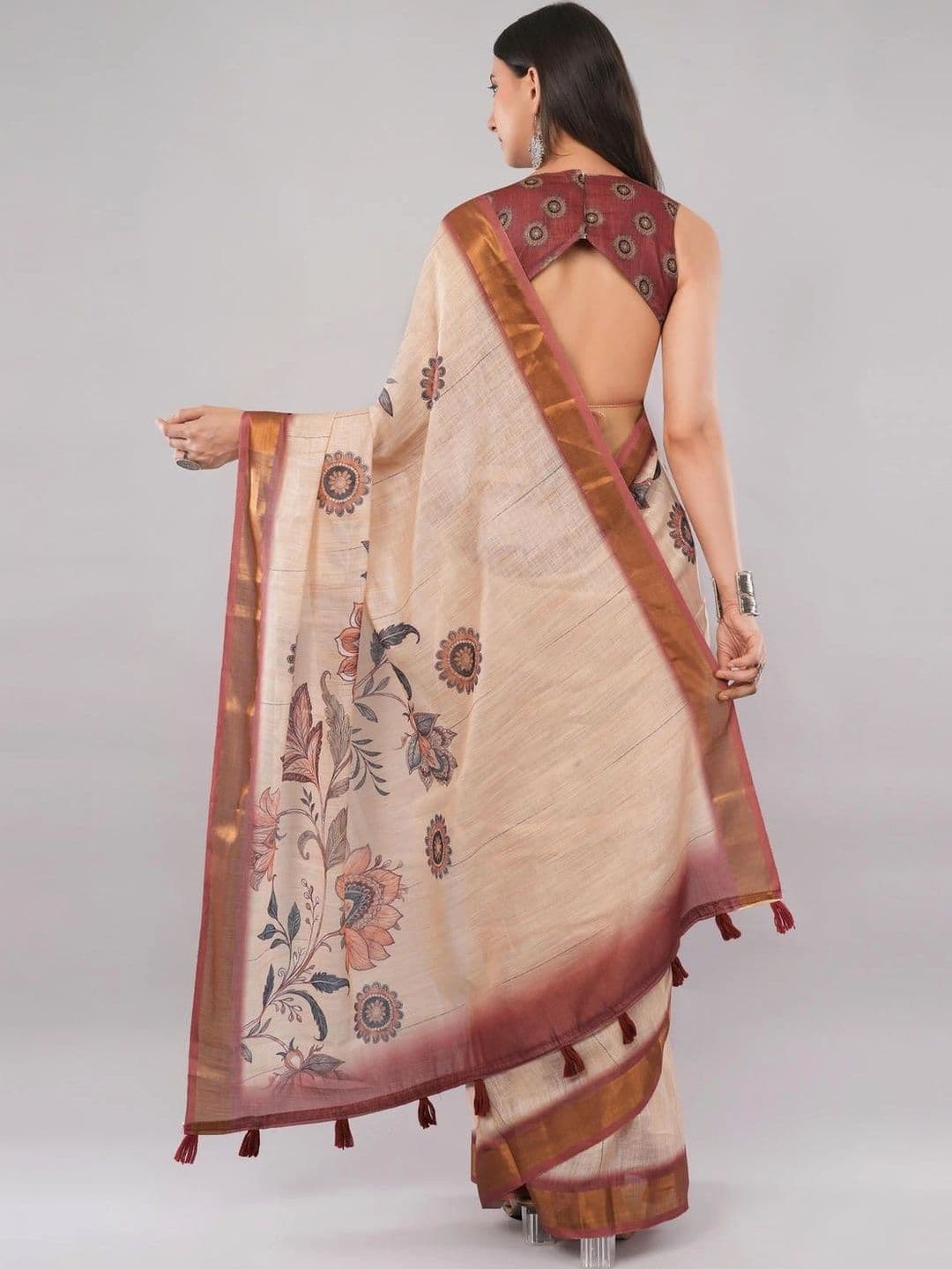 SAMANTHA Floral Zari Linen Blend Saree thumbnail 7