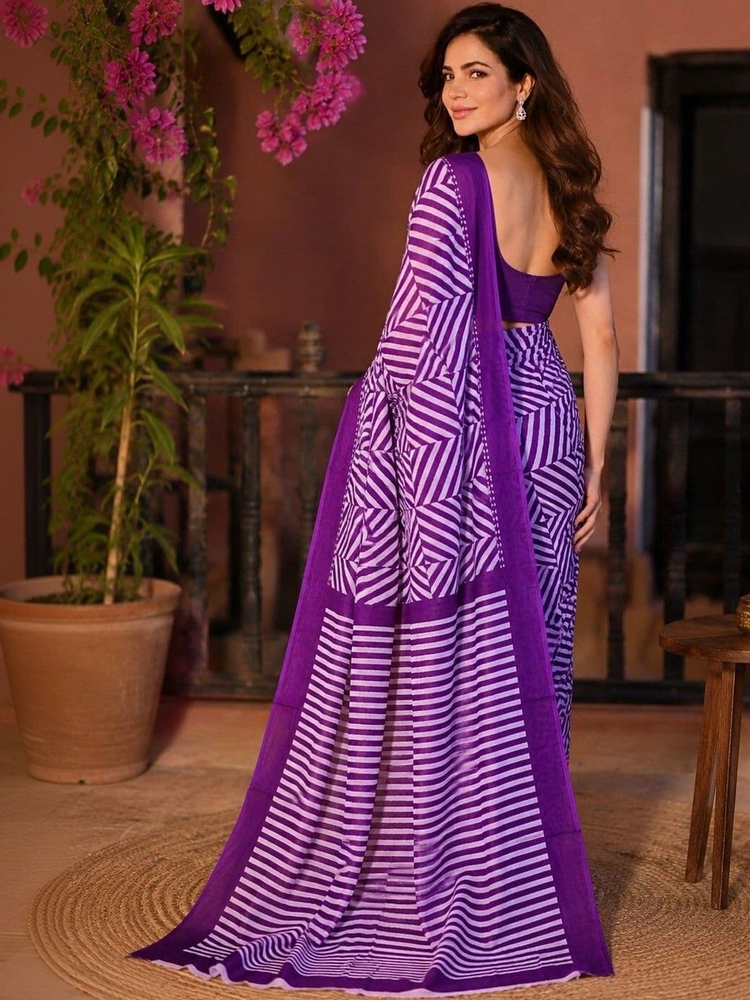 Lovwear Striped Pure Cotton Handloom Ikat Saree thumbnail 4