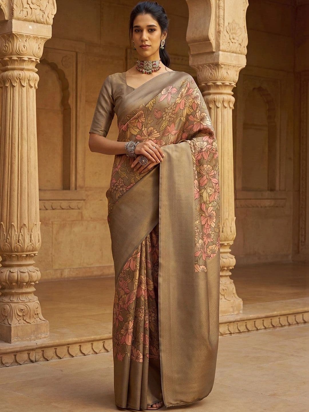 Anouk Floral Zari Silk Blend Designer Banarasi Saree - view 1