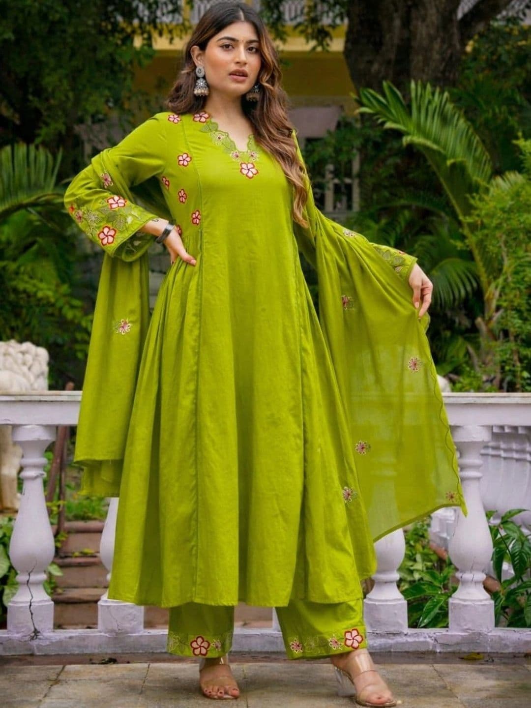 VASUPRADA Women Floral Embroidered Empire Thread Work Pure Cotton Kurta with Trousers & With Dupatta thumbnail 4