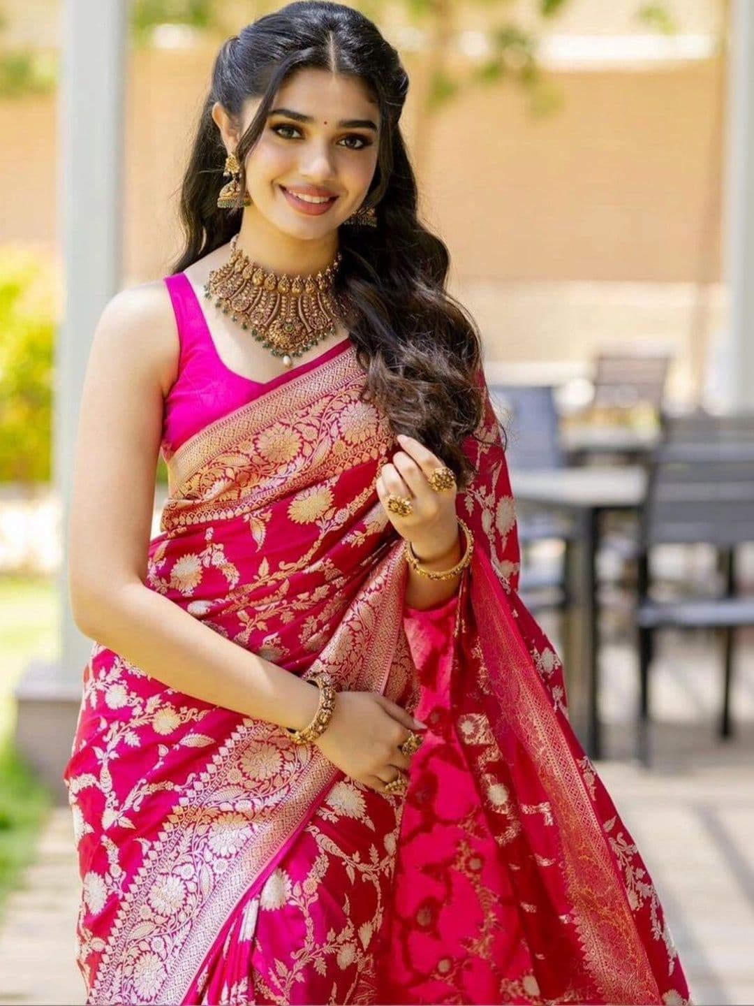 VS MALL Ethnic Motifs Zari Banarasi Saree thumbnail 4