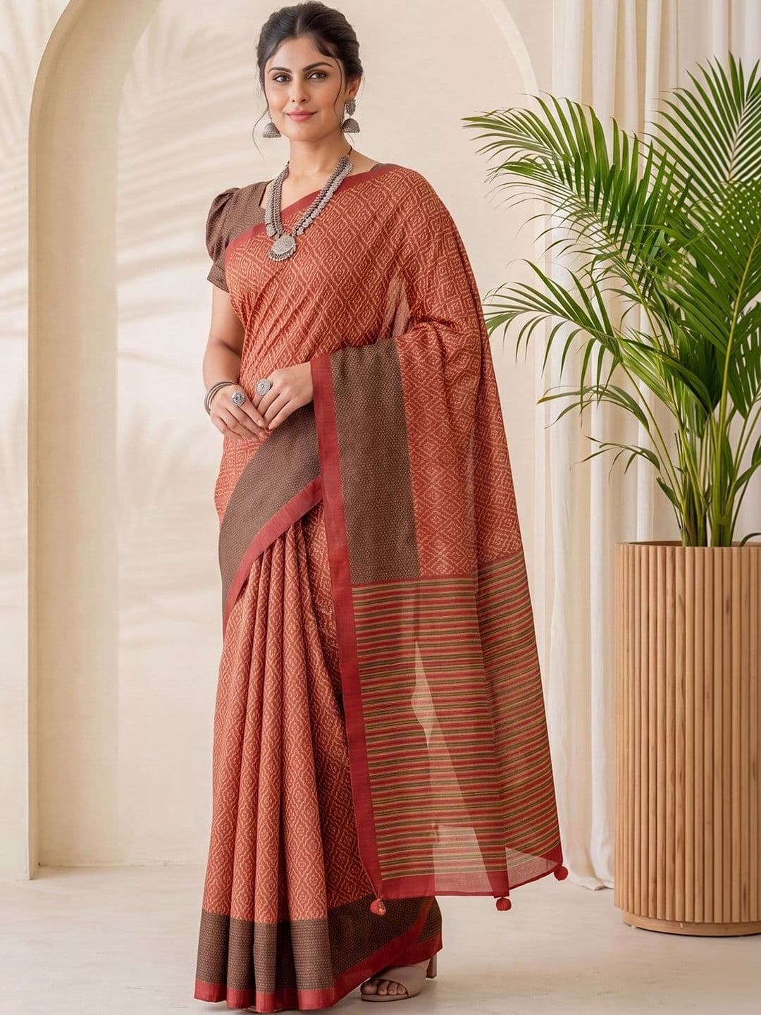 Anouk Silk Blend Designer Block Print Saree thumbnail 6