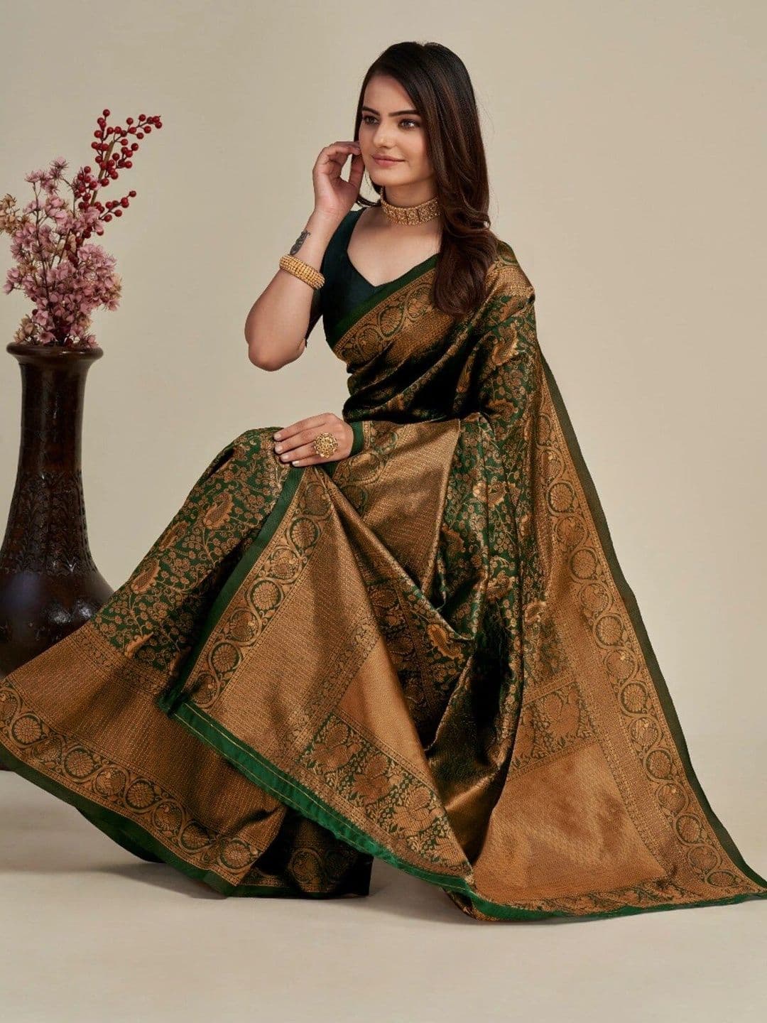 VS MALL Ethnic Motifs Zari Banarasi Saree thumbnail 5