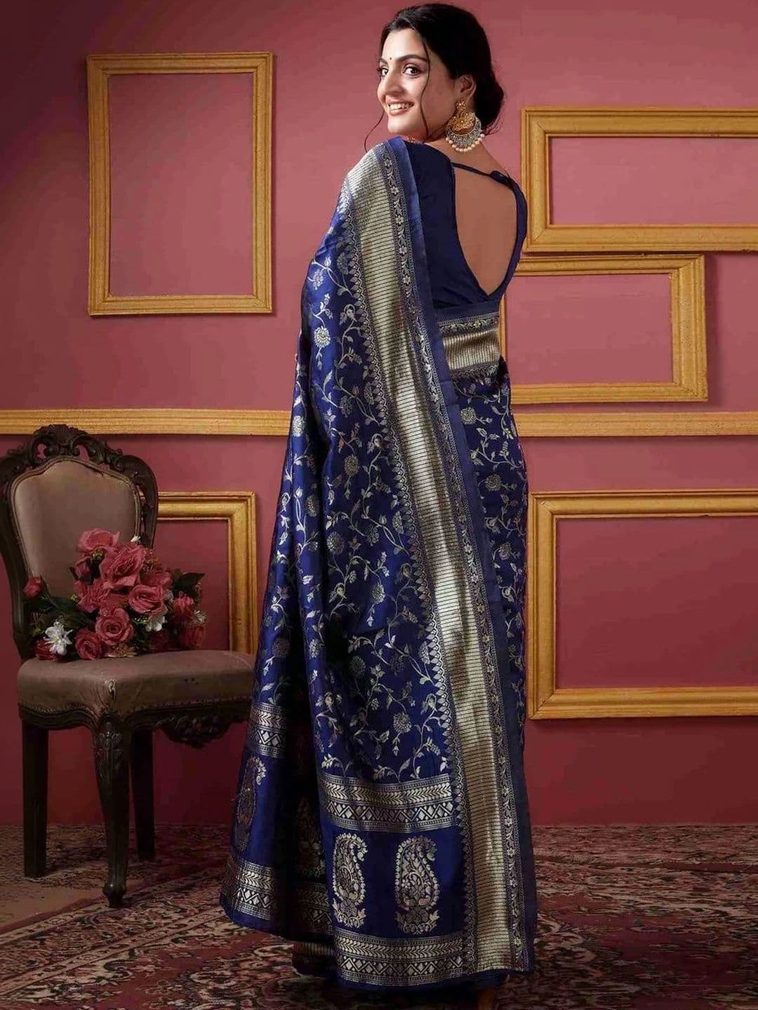 wearsquad Woven Design Zari Art Silk Banarasi Saree thumbnail 3