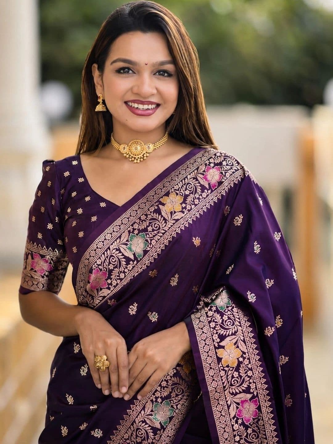 Dreamposhak Zari Satin Banarasi Saree thumbnail 4