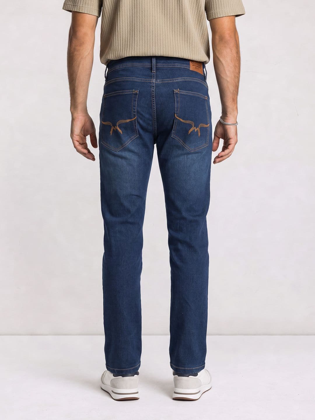 The Roadster Life Co. Men Slim Fit Light Fade Jeans thumbnail 2