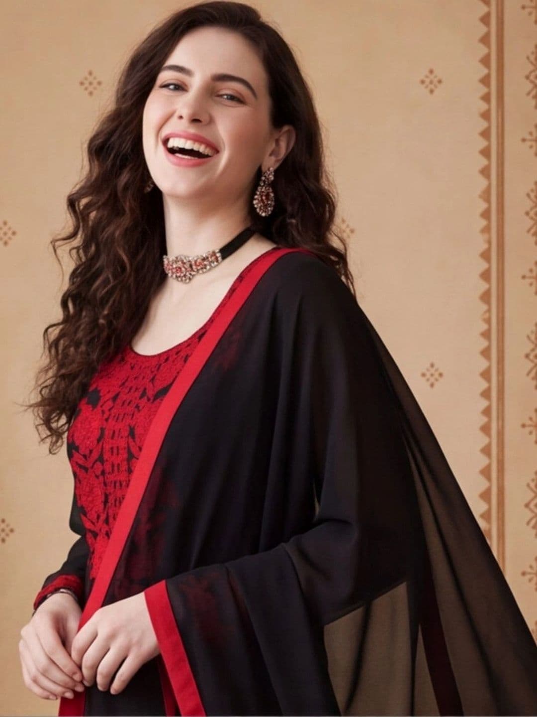Anouk Women Floral Embroidered Regular Thread Work Kurta with Trousers & With Dupatta thumbnail 2