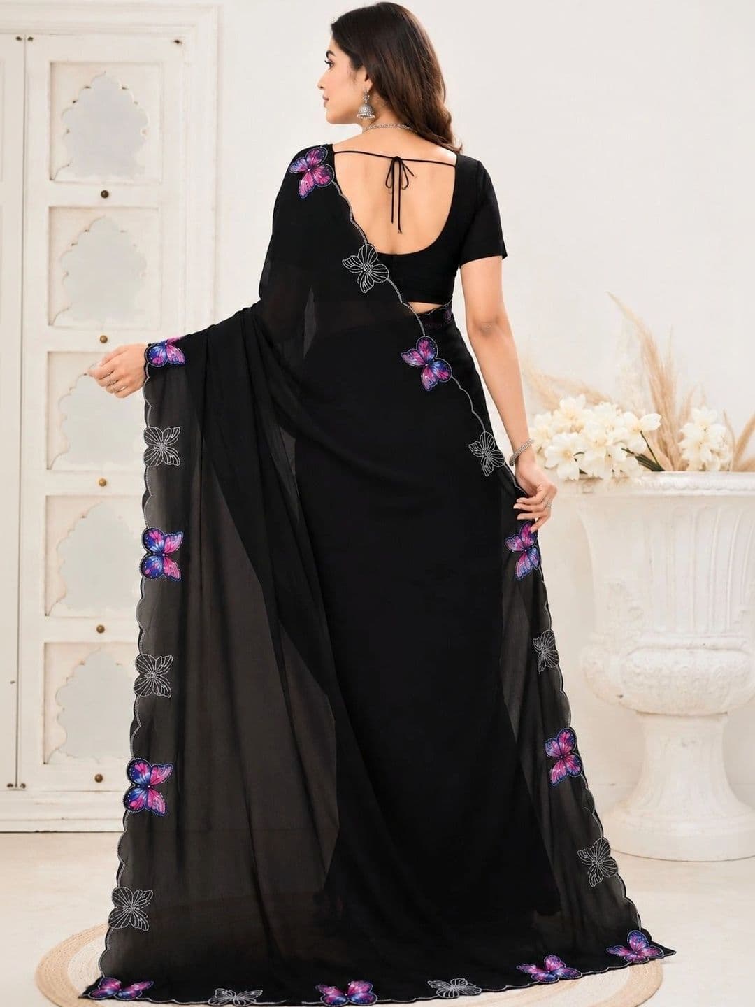 RENBRIZA Embroidered Poly Georgette Saree thumbnail 4