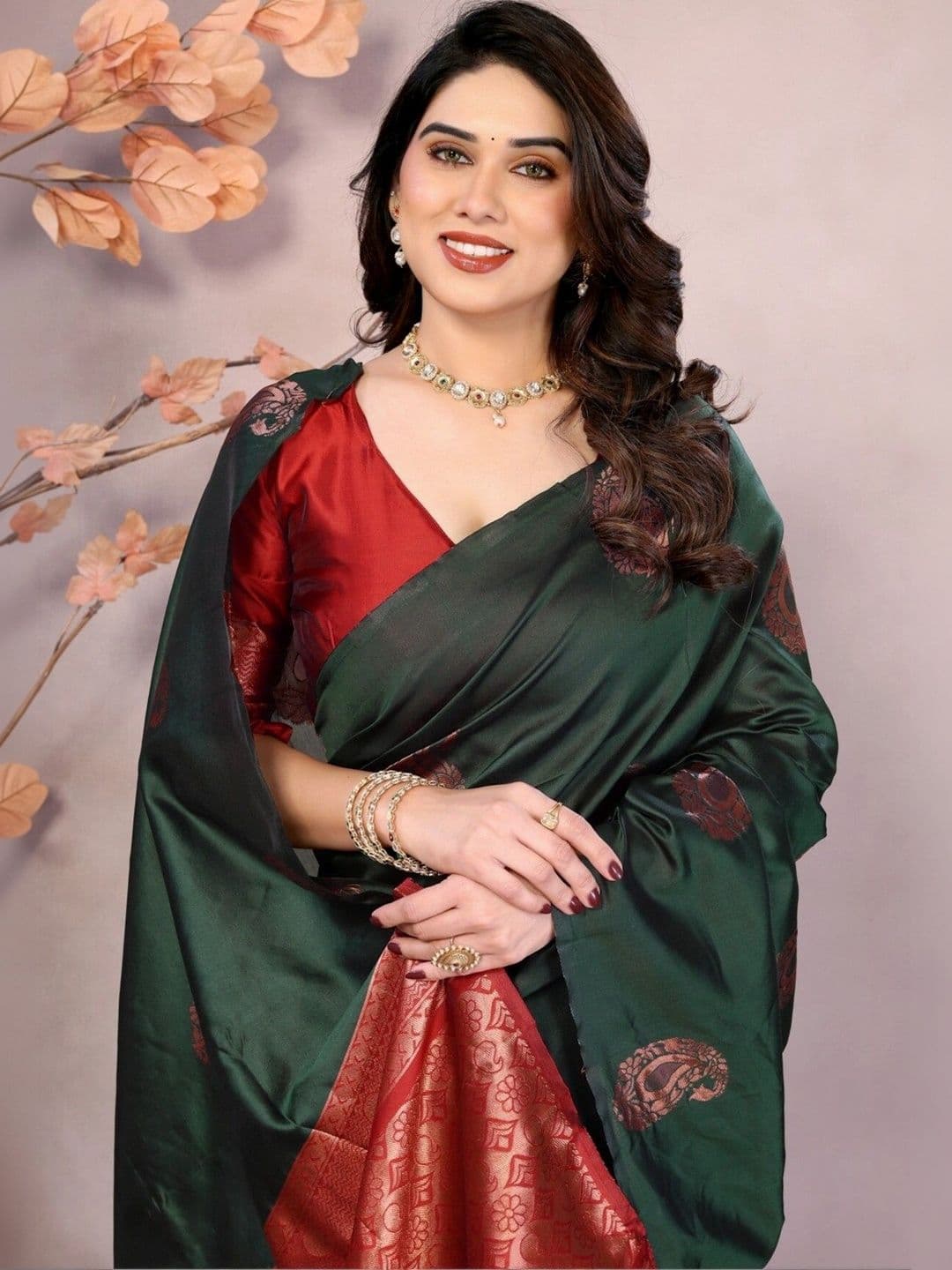 VS MALL Woven Design Zari Banarasi Saree thumbnail 6