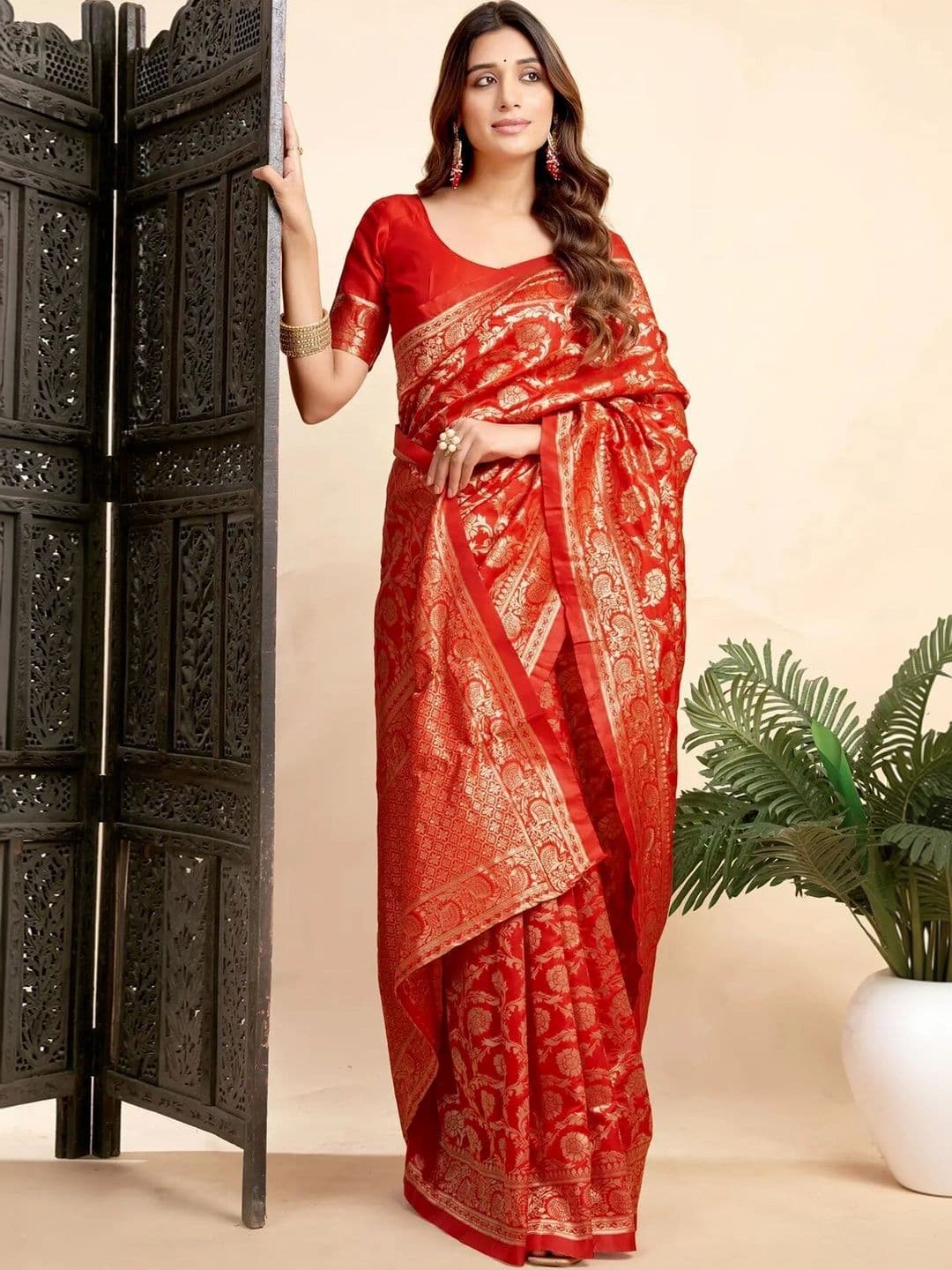 VS MALL Ethnic Motifs Zari Banarasi Saree thumbnail 6
