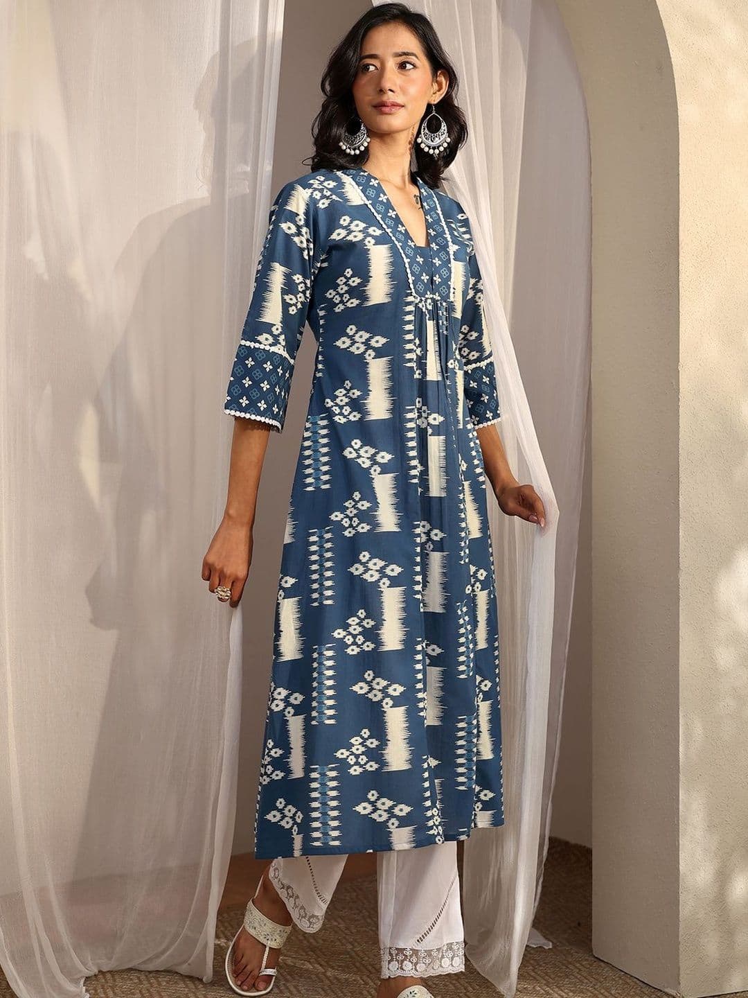 Libas Women Ethnic Motifs Printed Indigo Kurta thumbnail 6