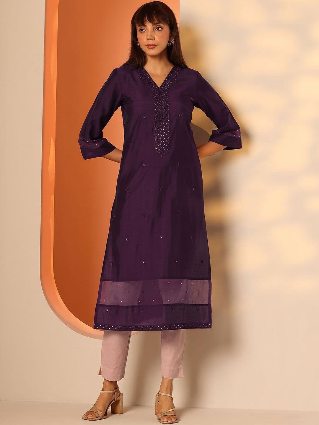 Libas Women Burgundy Embroideredstraight Kurta - view 1