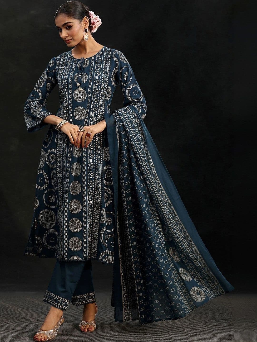 Libas Women Ethnic Motifs Printed Regular Mirror Work Kurta with Trousers & With Dupatta - view 1
