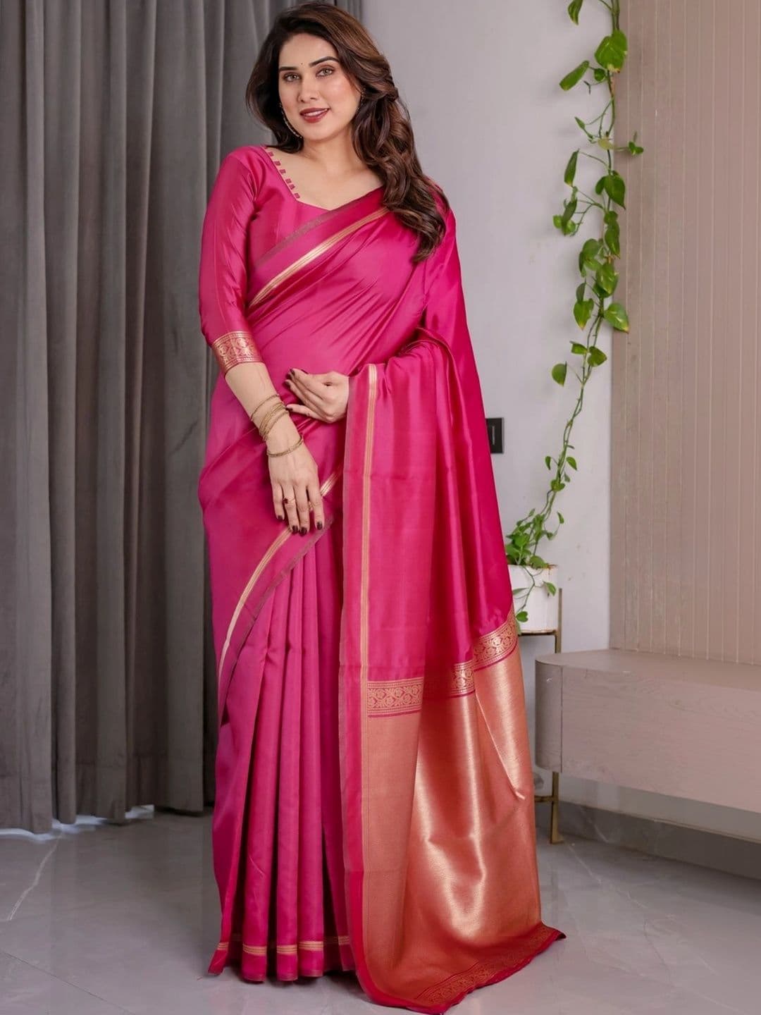 VS MALL Ethnic Motifs Zari Silk Cotton Banarasi Saree thumbnail 3