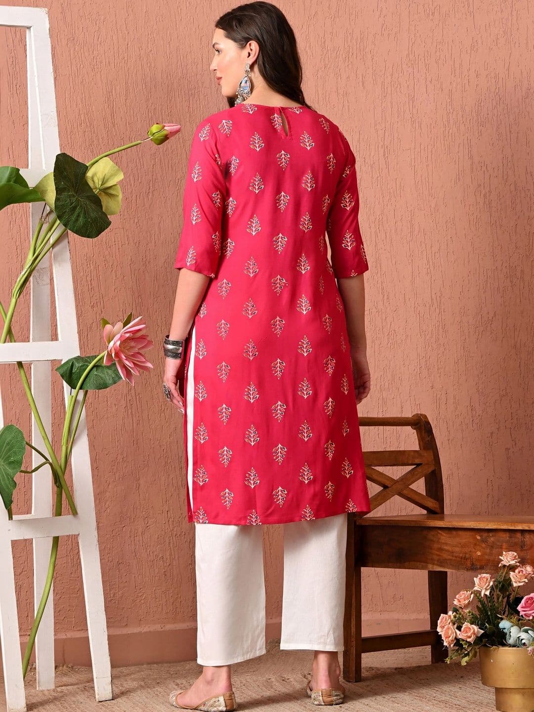 Sangria Women Ethnic Motifs Printed Kurta thumbnail 4