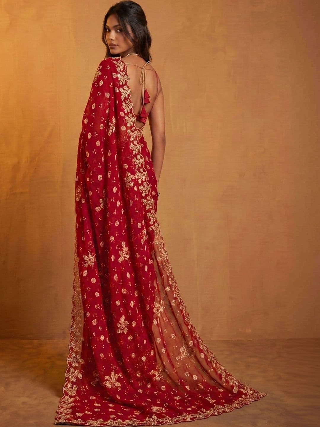 DRIP CHOWK Bandhani Embroidered Pure Georgette Fusion Bandhani Saree thumbnail 2