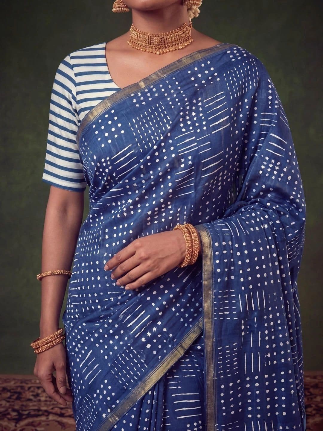 SAMANTHA Dabu Zari Silk Blend Saree thumbnail 5