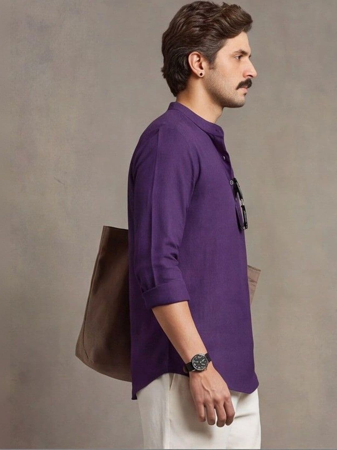 Navibhu Woven Design Solid Cotton Handloom Mandarin Collar Short Kurta thumbnail 5