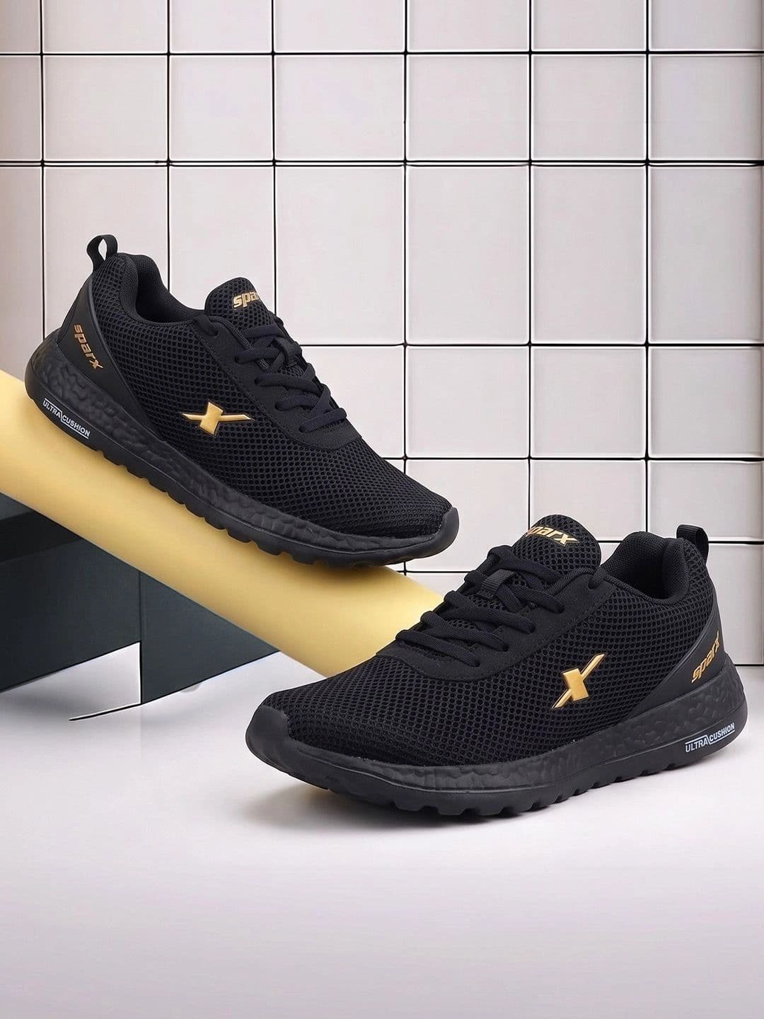 Sparx Men Mesh Sports Non-Marking Shoes - view 1