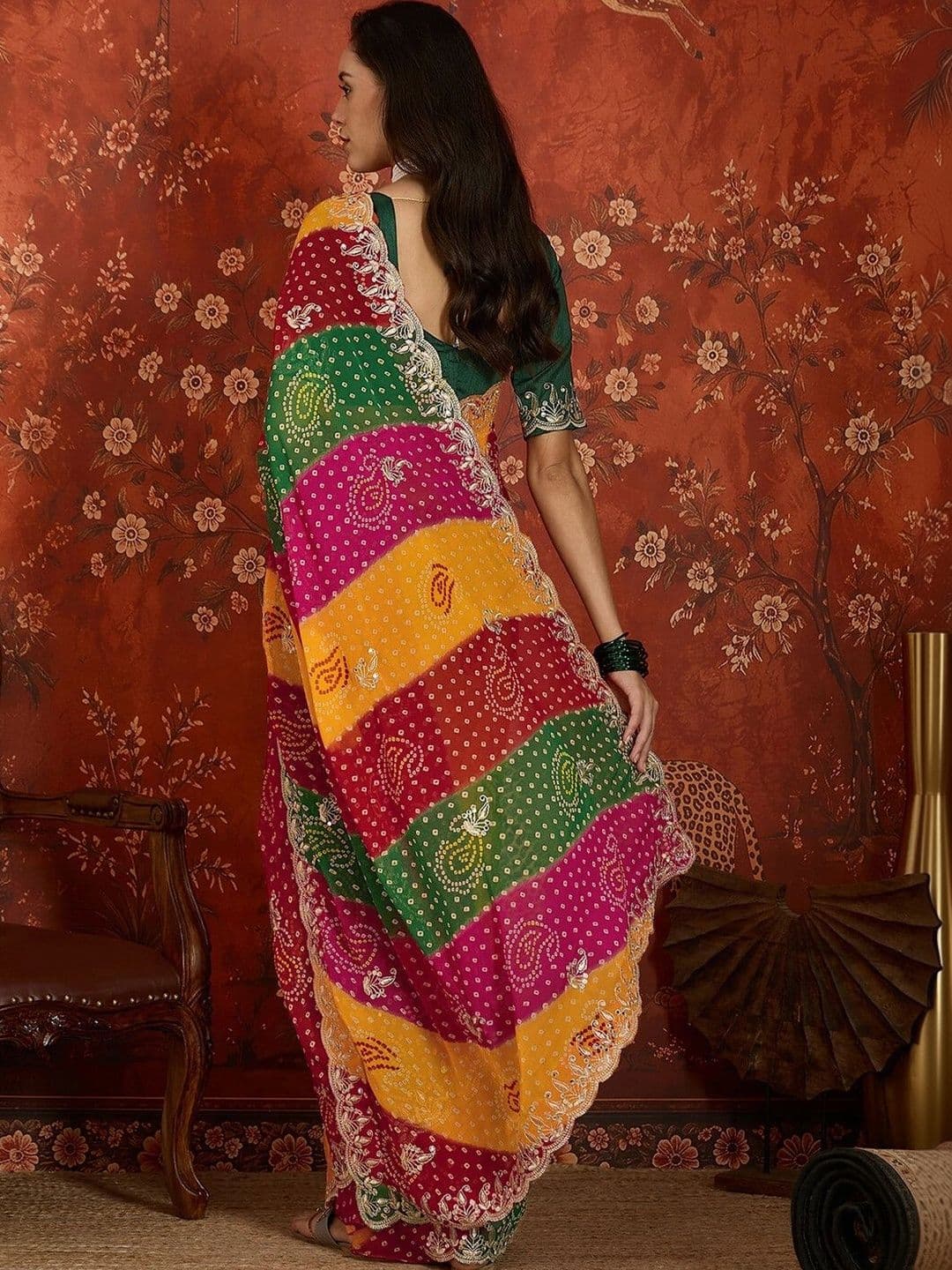 KALINI Bandhani Embroidered Pure Georgette Fusion Bandhani Saree thumbnail 6