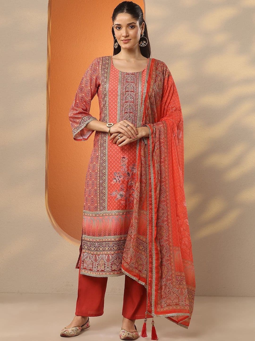 Libas Women Ethnic Motifs Printed Regular Kurta with Trousers & With Dupatta thumbnail 7