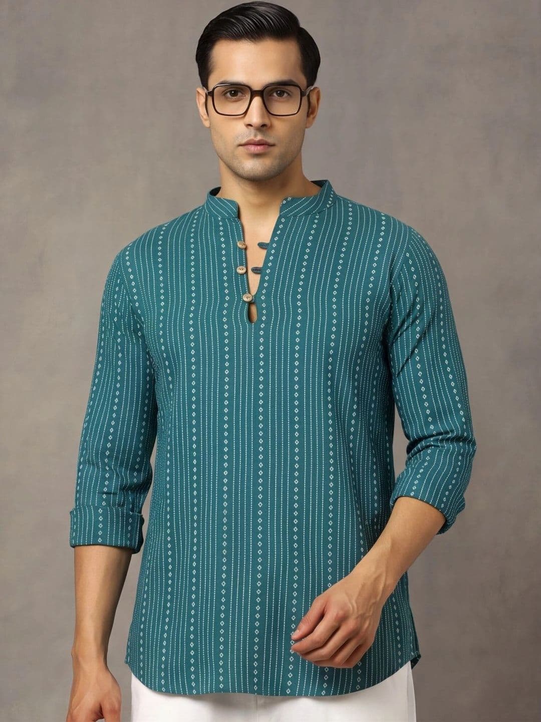 Navibhu Woven Design Striped Cotton Handloom Mandarin Collar Short Kurta thumbnail 3