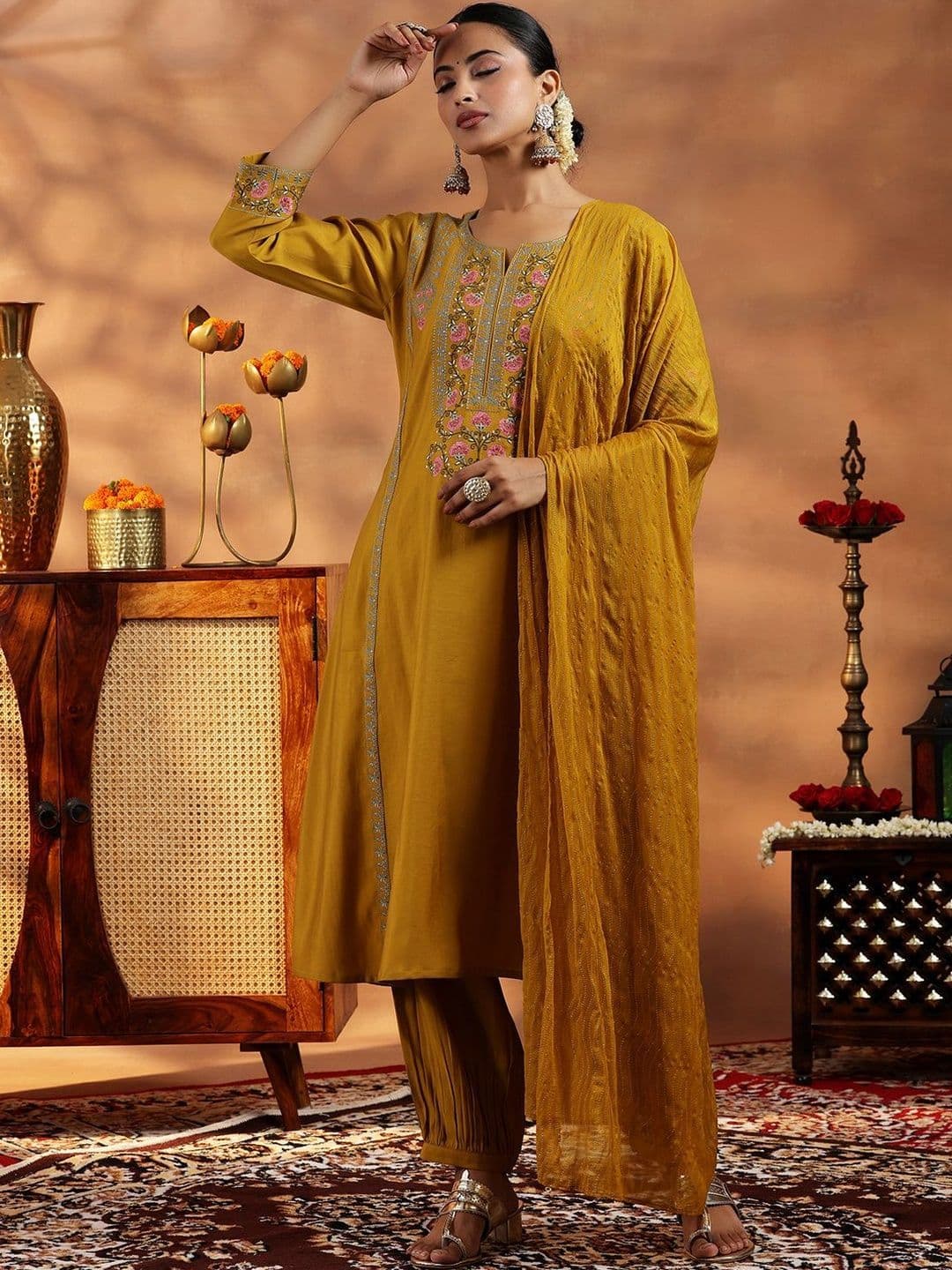 Libas Women Floral Embroidered Panelled Thread Work Kurta with Salwar & With Dupatta thumbnail 2
