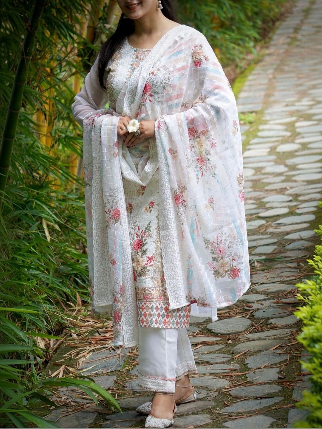 Geetha Creation Women Silk Georgette thumbnail 2