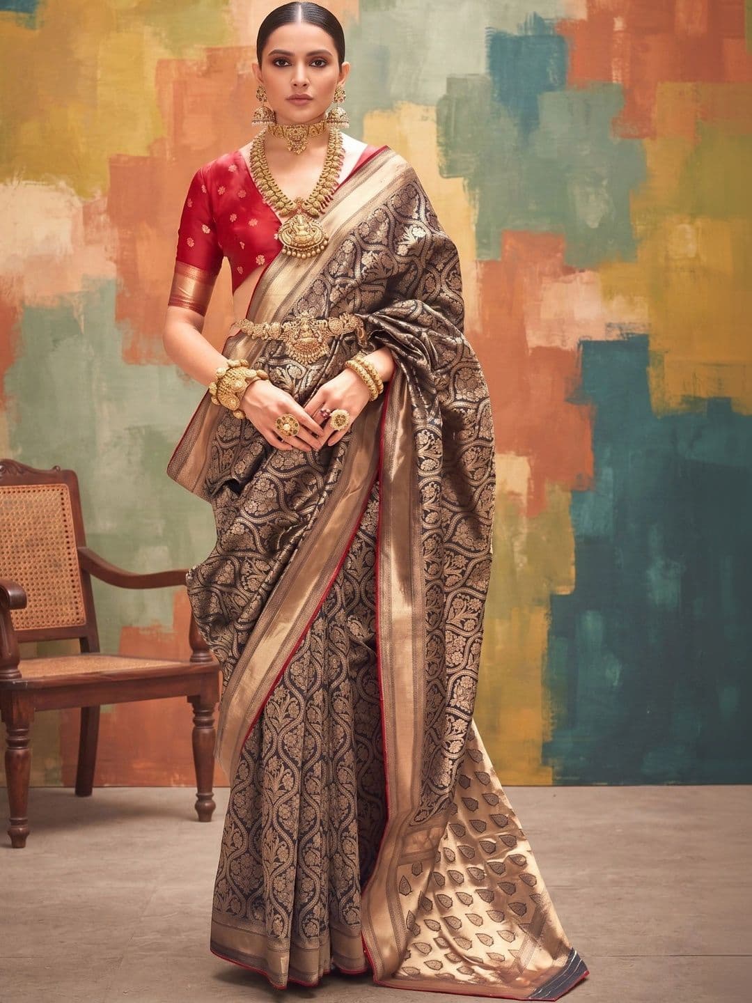 MONJOLIKA FASHION Paisley Zari Silk Blend Designer Kanjeevaram Saree - view 1