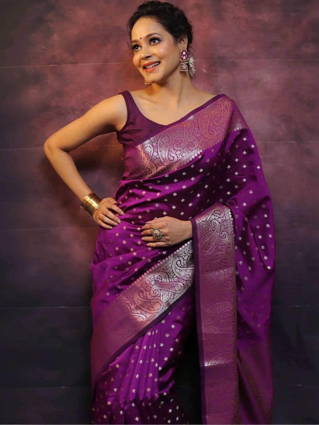 VS MALL Ethnic Motifs Zari Banarasi Saree thumbnail 5