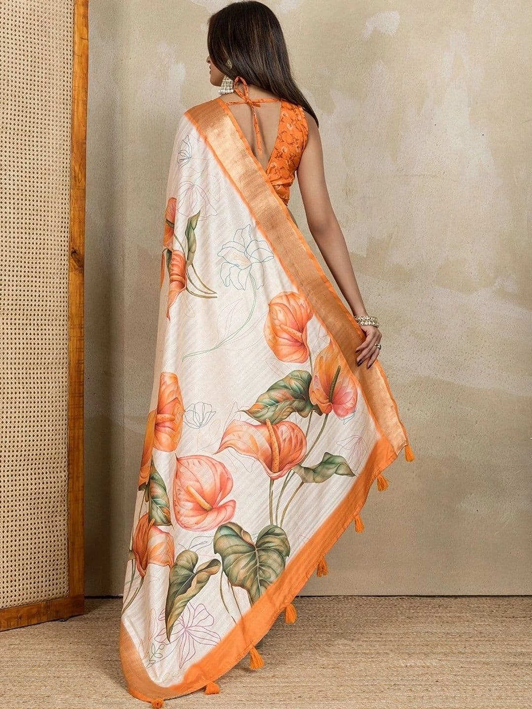 Kesarii Saree thumbnail 7