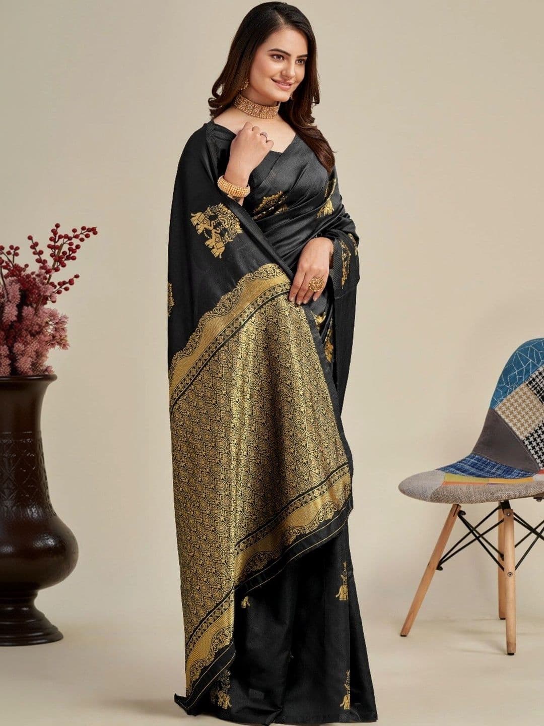VS MALL Woven Design Zari Banarasi Saree thumbnail 6