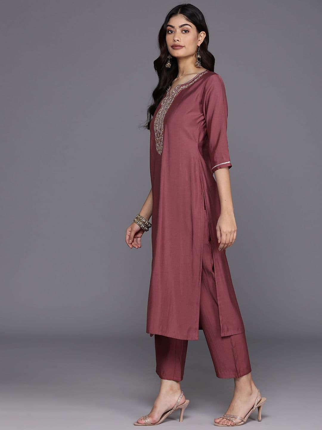 Gerua By Libas Floral Yoke Design Regular Sequinned Straight Kurta With Trousers & Dupatta thumbnail 2