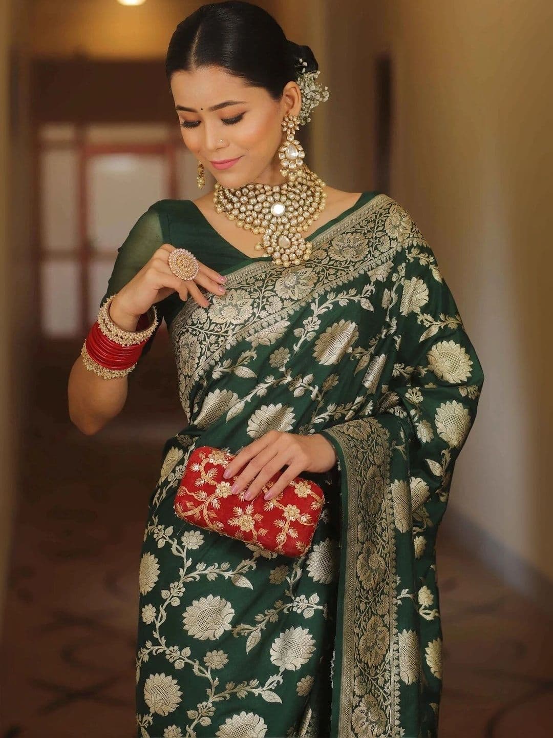 VS MALL Ethnic Motifs Zari Banarasi Saree thumbnail 5