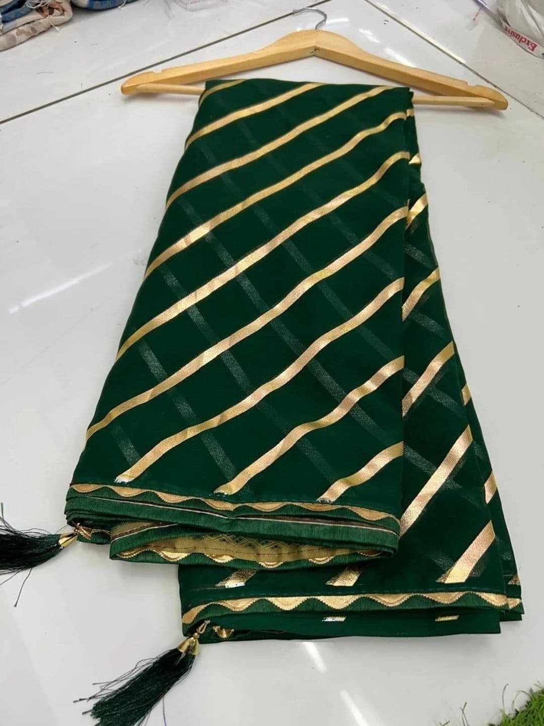 RENBRIZA Striped Zari Poly Georgette Saree thumbnail 4