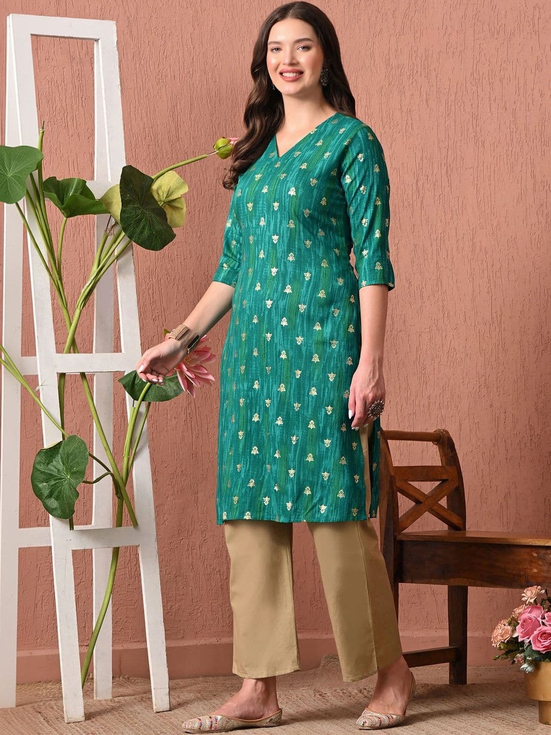 Sangria Women Ethnic Motifs Printed Kurta thumbnail 4