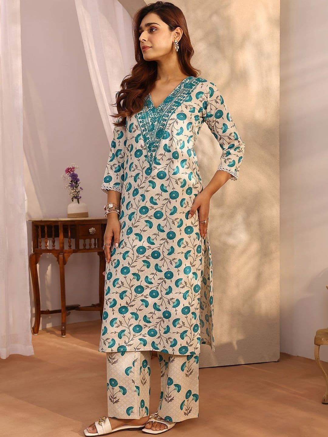 Libas Women Floral Printed Regular Thread Work Kurta with Trousers thumbnail 6