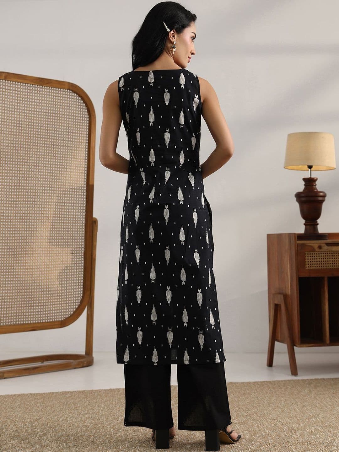 Libas Women Ethnic Motifs Printed Regular Kurta with Palazzos thumbnail 5