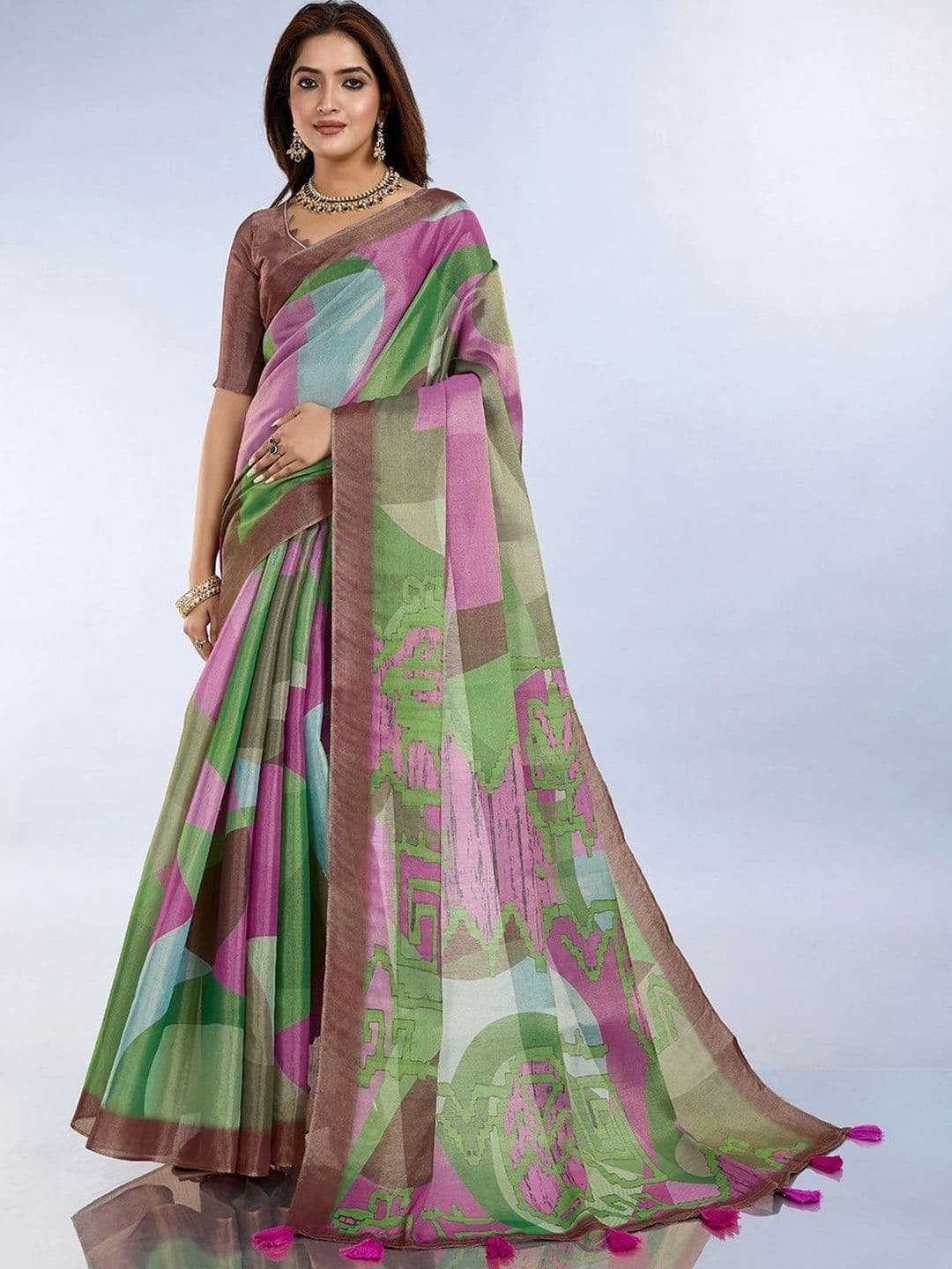 Kesarii Saree - view 1