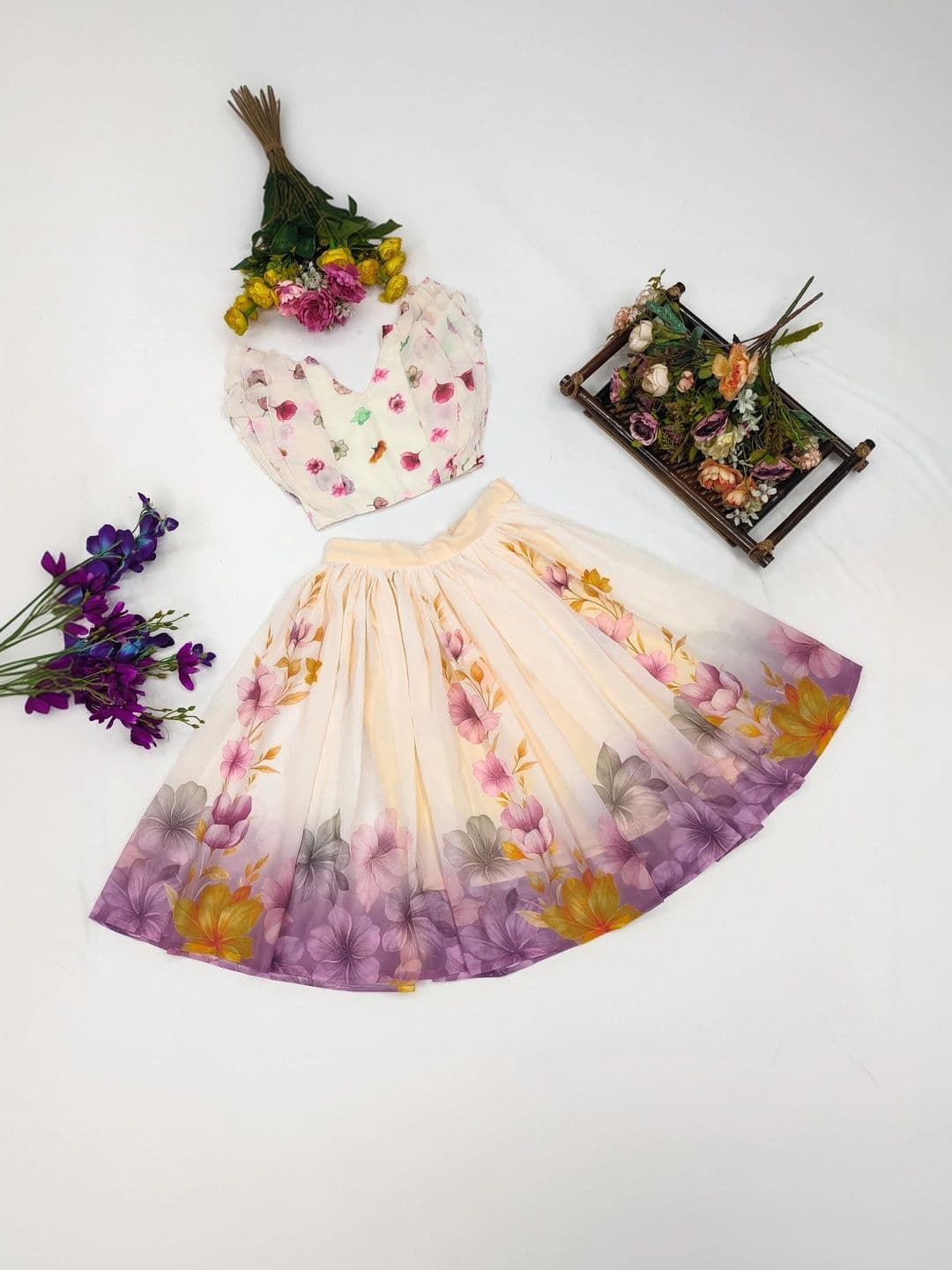 Sangria Girls Printed Ready to Wear Lehenga & thumbnail 3