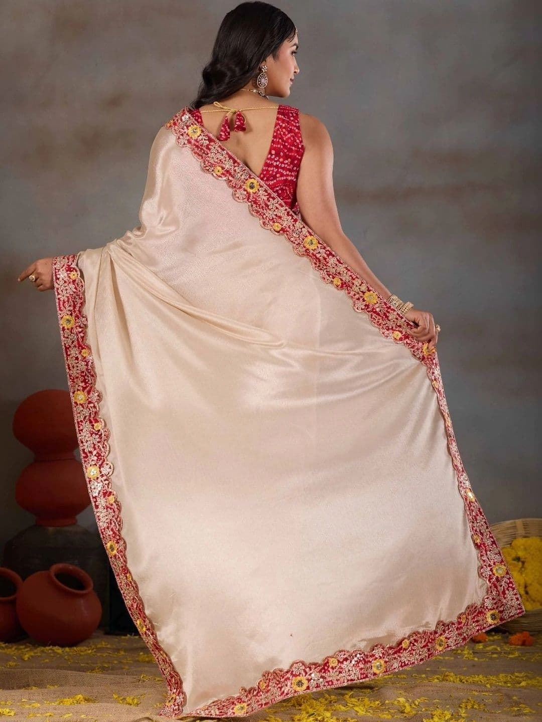 RENBRIZA Floral Embroidered Silk Blend Saree thumbnail 2